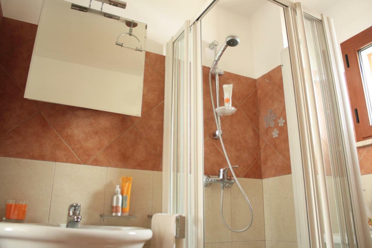 Apartamento Attico Rudiae Lecce Exterior foto